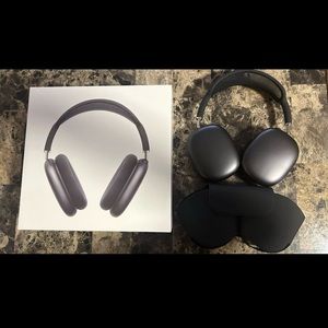 Introducing the AirPods Pro Max, the epitome of premium audio excellence.